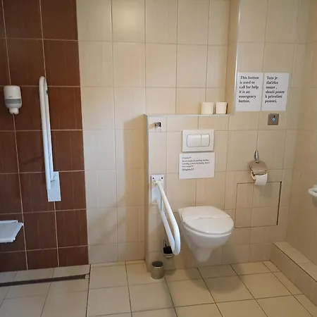 U Tri Statkaru Добржиш