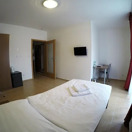 Penzion U Tri Statkaru Guest house 4*
